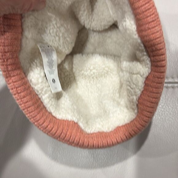 Lululemon Fleece Lined Knit Beanie
